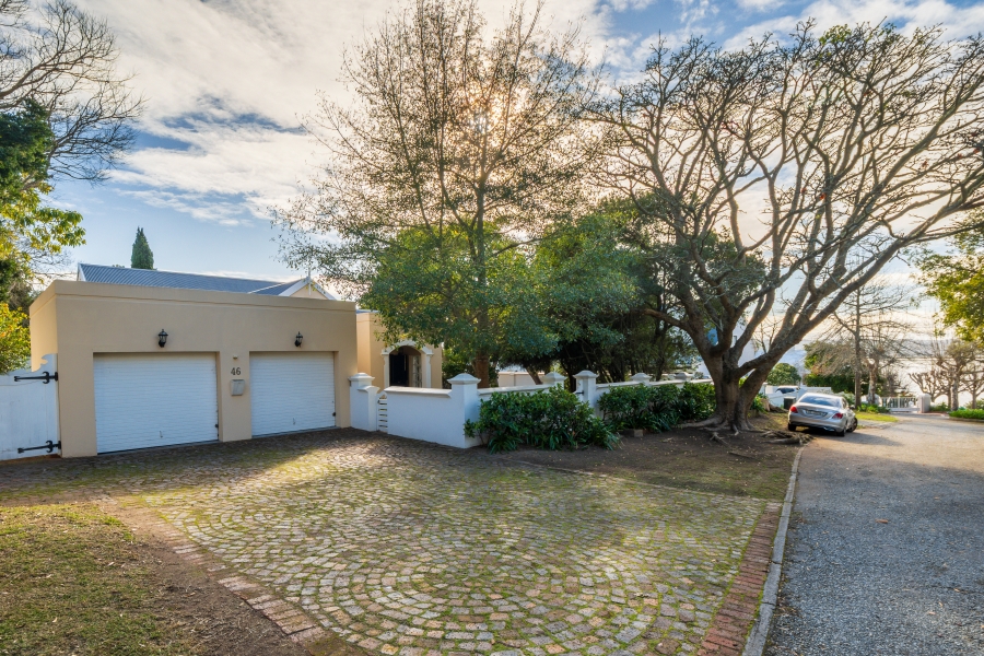4 Bedroom Property for Sale in Belvidere Estate Western Cape